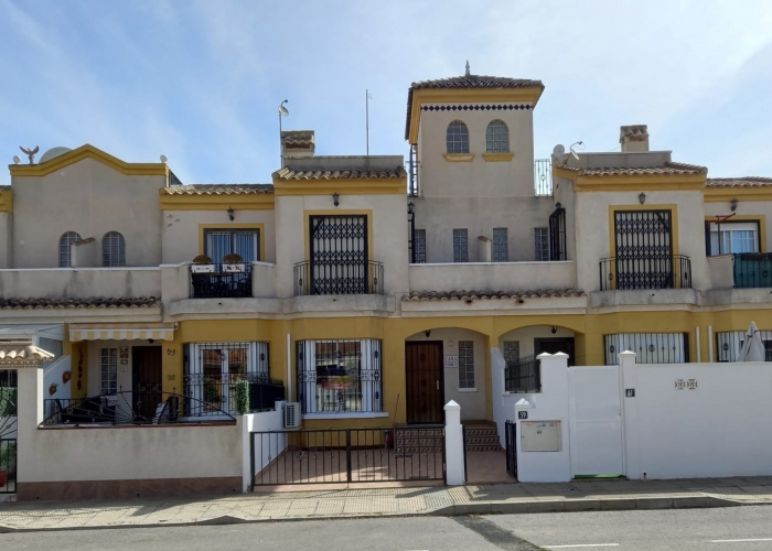 Resale - Townhouse - Guardamar - El Raso - El Raso