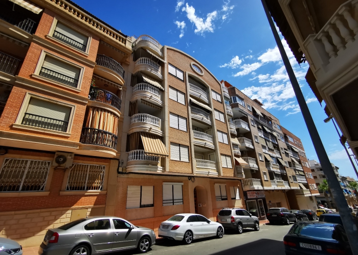 Resale - Apartment * Flat - Guardamar